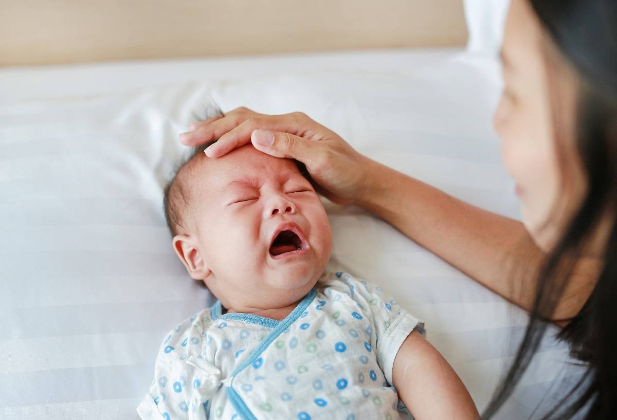 pleurs de bebe Comprendre et gérer les cris de bébé en crèche