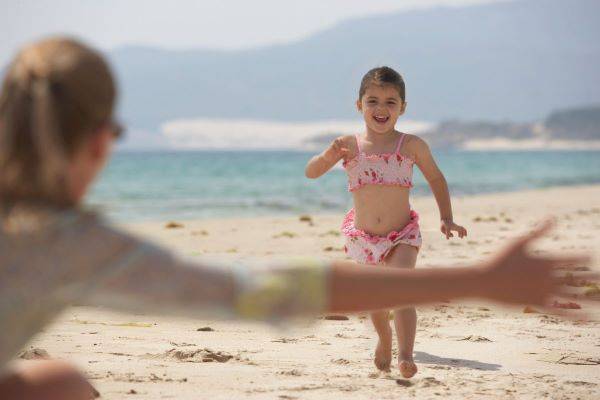 neurones miroirs intentions Pourquoi les neurones miroirs sont-ils au cœur du développement de l'enfant ?