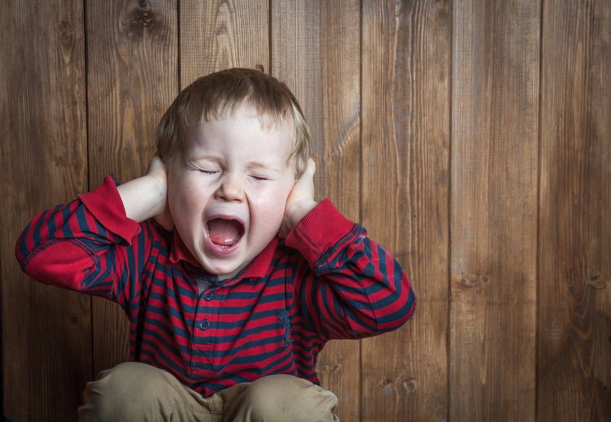 crise de colere enfant 5 choses à ne pas faire quand un jeune enfant fait une crise de colère