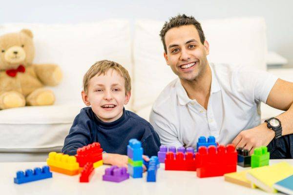 reperer lautisme Se former pour repérer les signes de l’autisme chez l’enfant