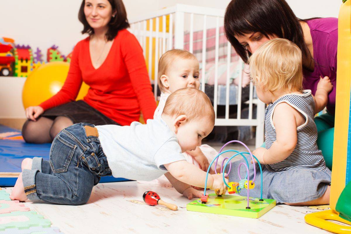 se former activites eveil Pourquoi se former aux activités d'éveil et de sociabilisation ?